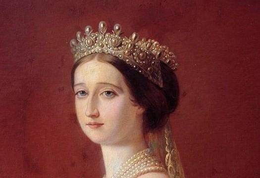 ウジェニー｜リモージュの名窯ベルナルドを皇室御用達に！卓越したセンスでフランス最後の皇帝ナポレオン3世を支えた美貌の皇后