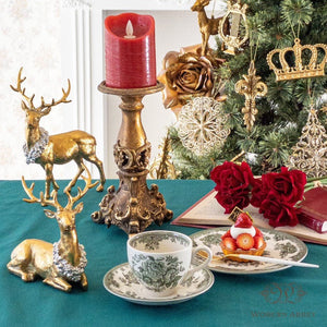 アンティークな佇まいのバーレイ窯のカップとキャンドルスタンドで大人のクリスマス - Woburn Abbey